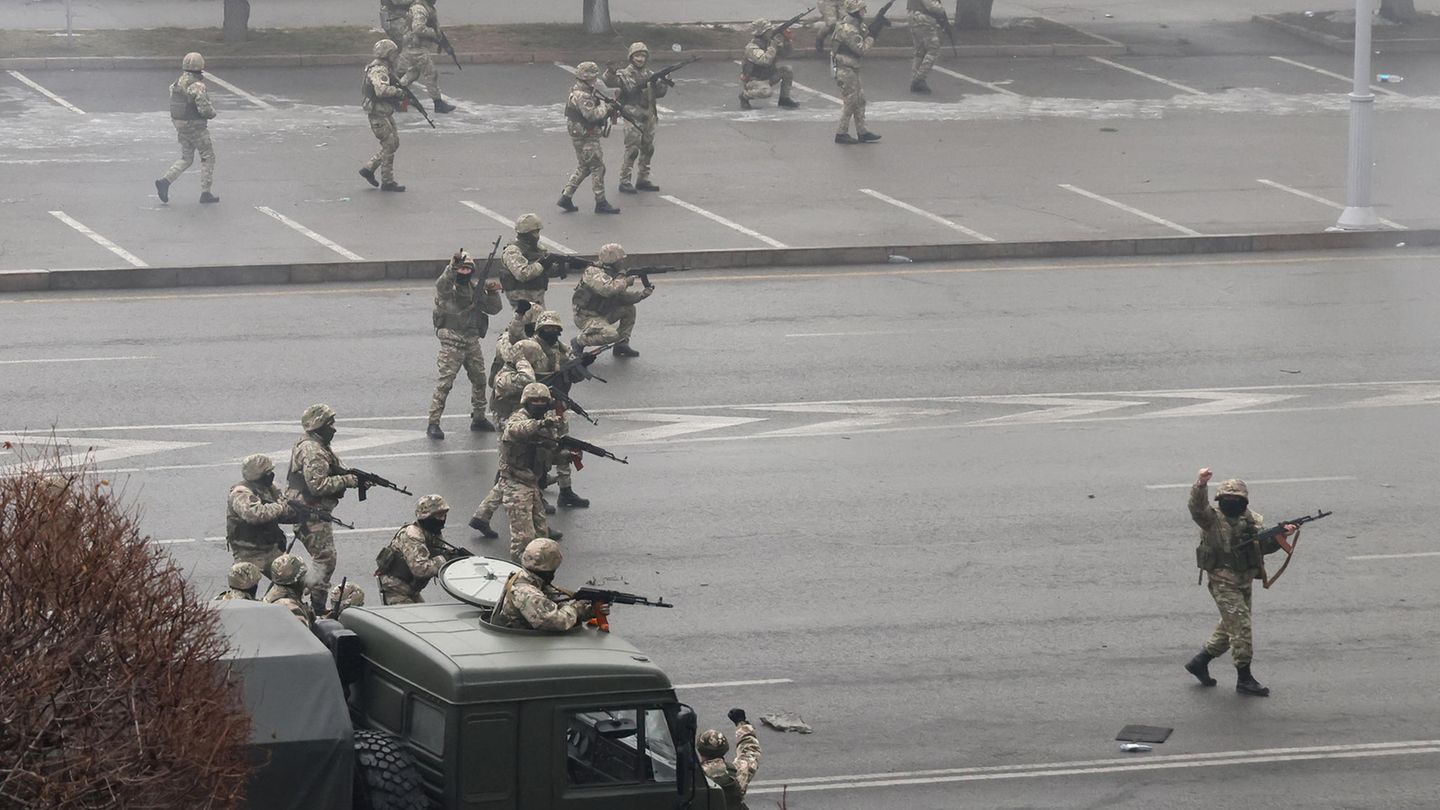 Kasachstan versinkt im Chaos – die Bilder eines Ausnahmezustands | STERN.de
