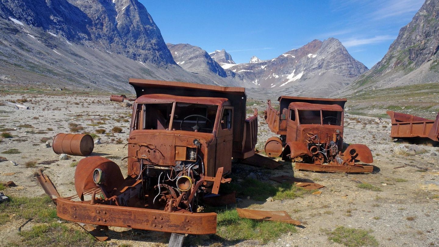 Lost Places at the End of the World: The Abandoned Air Force Base Bluie ...