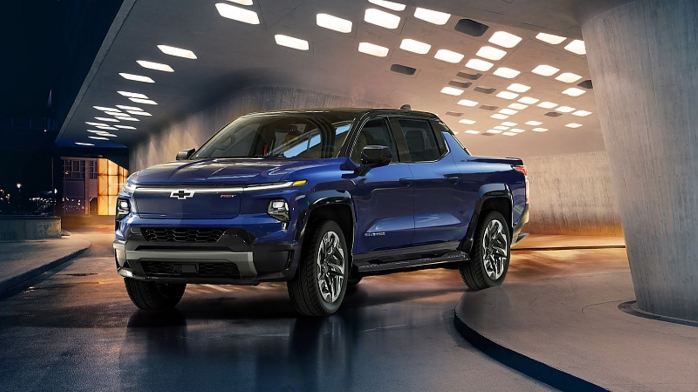 Chevrolet Silverado EV: Size matters electric