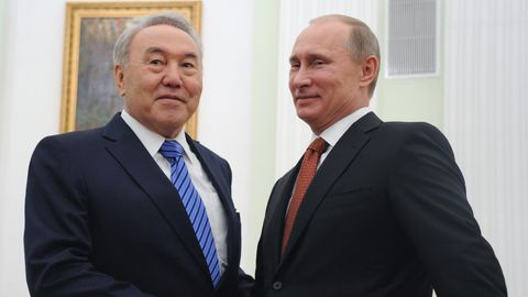 Kasachstan: Nasarbajew und Putin