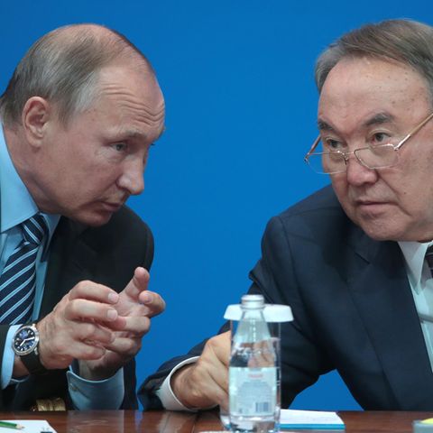 Die Machthaber von Russland und Kasachstan: Wladimir Putin und Nursultan Nasarbajew