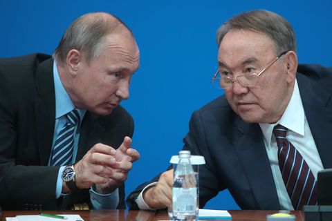 Die Machthaber von Russland und Kasachstan: Wladimir Putin und Nursultan Nasarbajew