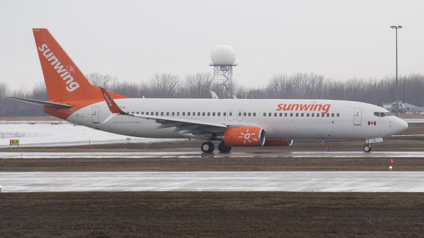 Ein Flugzeug der Sunwing