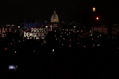 Video: Mahnwache zum Jahrestag der Kapitolstürmung