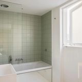 Die Kunst des Fotografen kann nicht verbergen, dass die Räume relativ klein sind.