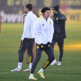 Borussia Dortmund: Marius Wolf, Dan-Axel Zagadou