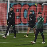 VfL Wolfsburg: Beim VfL Wolfsburg wurden Kevin Mbabu und Dodi Lukebakio positiv getestet, Aster Vranckx, Daniel Ginczek (nur Quarantäne)