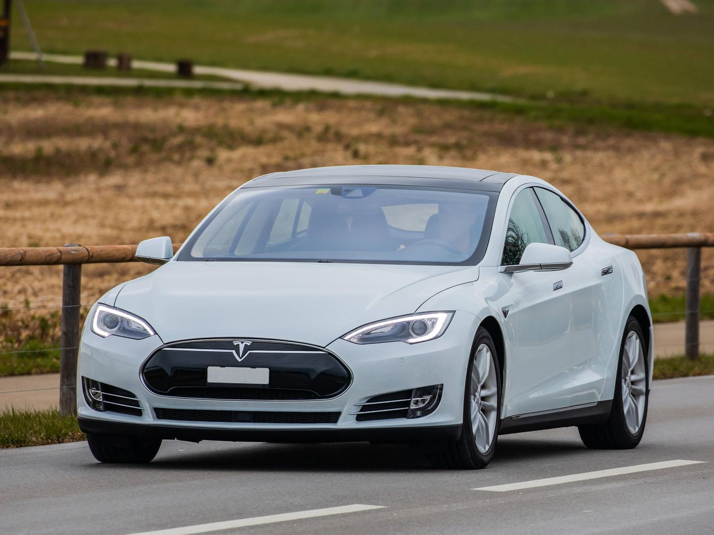 Startup will Reichweite des Tesla Model S verdoppelt haben