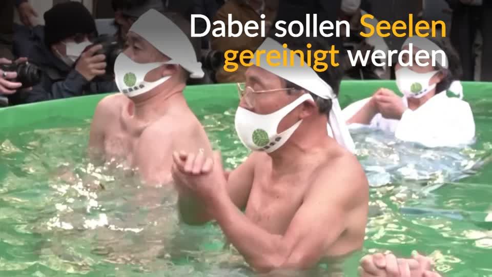 Video: Seelen reinigen im eiskalten Wasser Video: Seelen reinigen im eiskalten Wasser