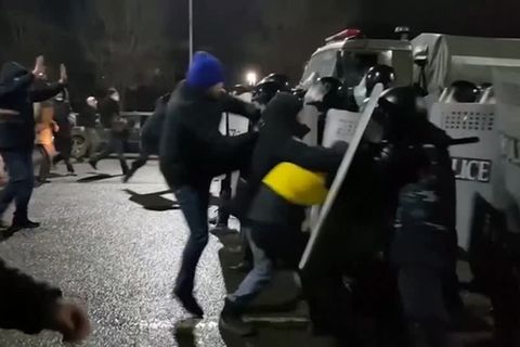 Proteste: Mehr als 160 Tote bei Unruhen in Kasachstan