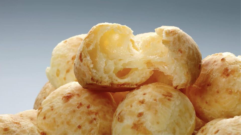 Für wahre Käseliebhaber: Mit nur drei Zutaten backen Sie leckere Parmesan-Brötchen