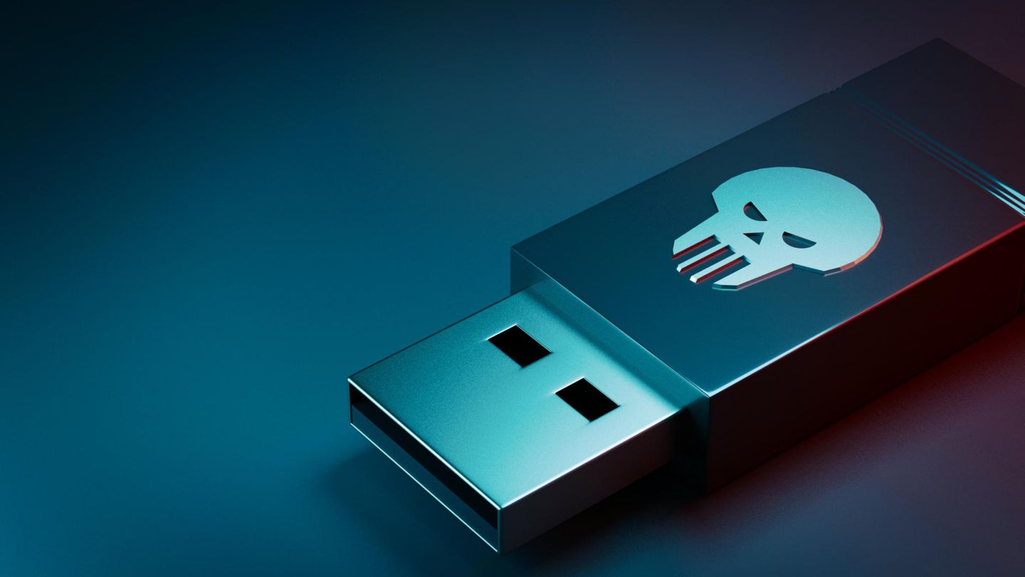Hackers wanted to get into the system via USB sticks in the mail (avatar)