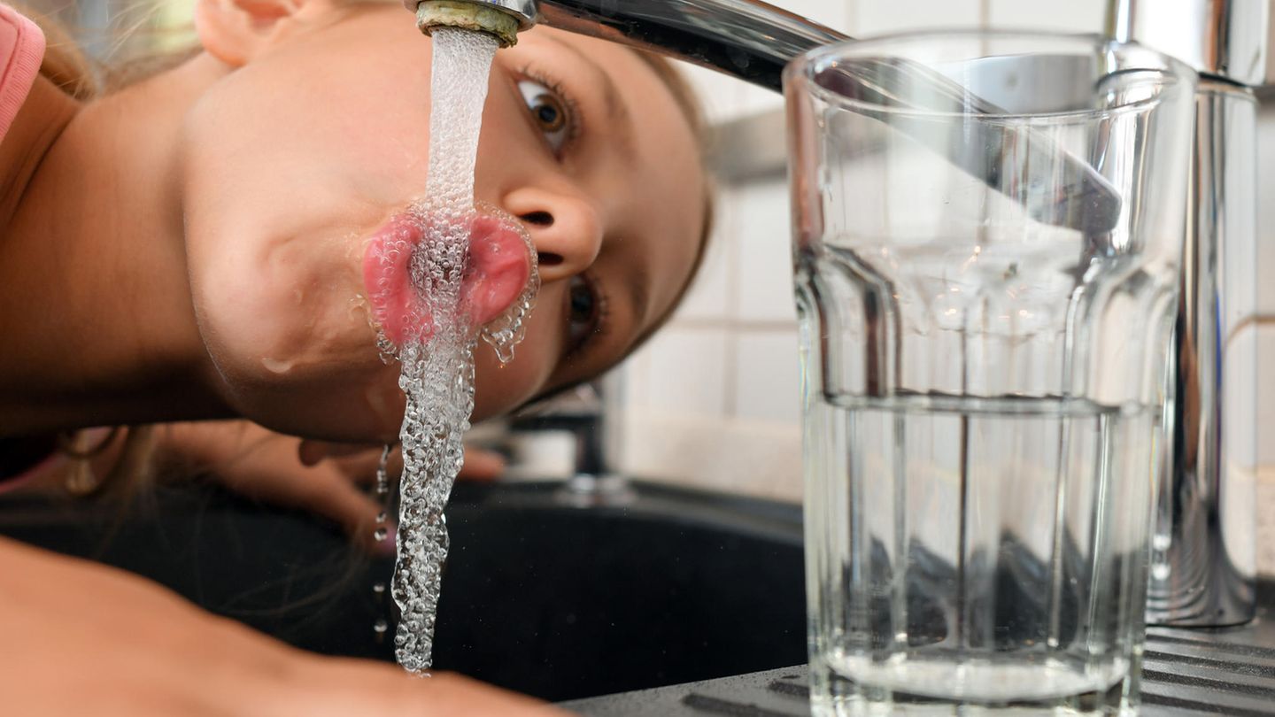 Gegen die Müdigkeit antrinken Gegen die Müdigkeit antrinken