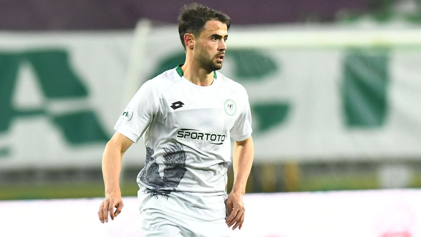 Ahmet Calik war in der Saison 20/21 zu Konyaspor gewechselt, davor spielte er für den Traditionsclub Galatasaray Istanbul