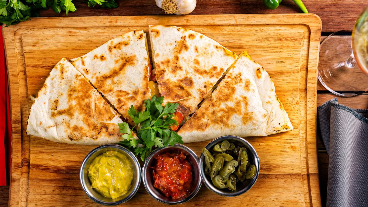Scharf genießen: Mexikanische Quesadillas mit Gemüse Mexikanische Quesadillas mit Gemüse