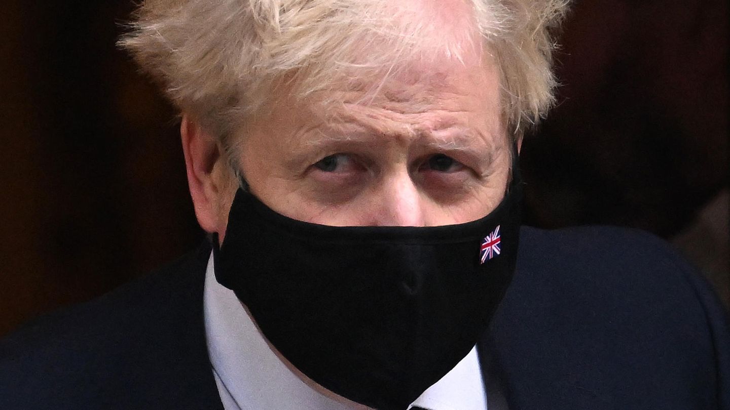 Boris Johnson: Premier admits participation in garden party