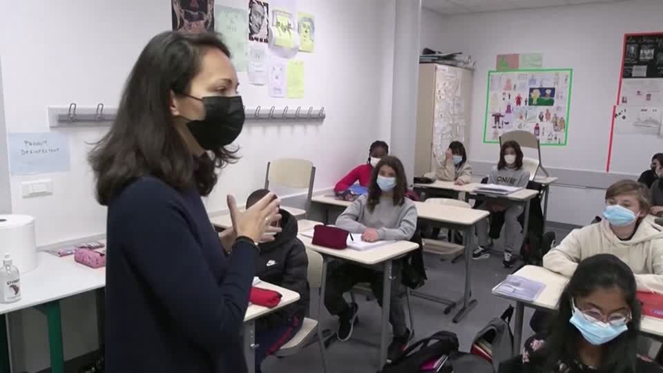 Video: Covid-19: "Wir werden nicht geschützt" - Lehrpersonal in Frankreich will streiken