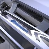 Auf dem Mitteldeck kann ein Helikopter landen