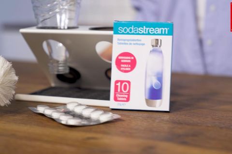 Video-Anleitung: Küchen-Hack: Sodastream-Flaschen reinigen