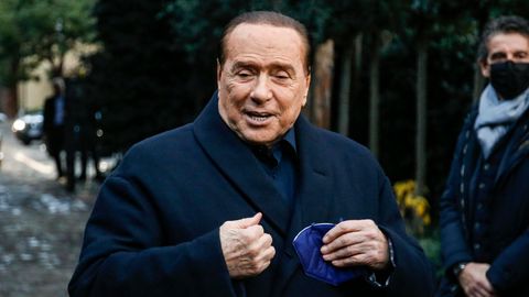 Italien: Er ist wieder da: Medienmogul Silvio Berlusconi will nun Staatspräsident werden