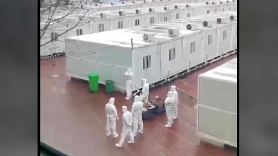 Corona-Horror: China sperrt Schwangere und Kinder in Quarantäne-Lager Corona-Horror: China sperrt Schwangere und Kinder in Quarantäne-Lager