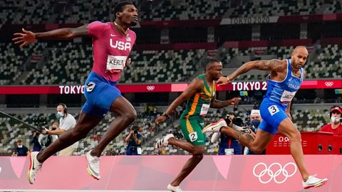 Gegen den Sieger des 100-Meter-Finales von Tokio, den Italiener Marcell Lamont Jacobs (r.) gab es Doping-Verdächtigungen