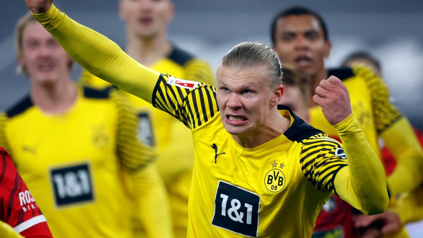 kritisiert BVB-Bosse