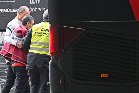 GER ONLY FCA FC Augsburg Busfahrer