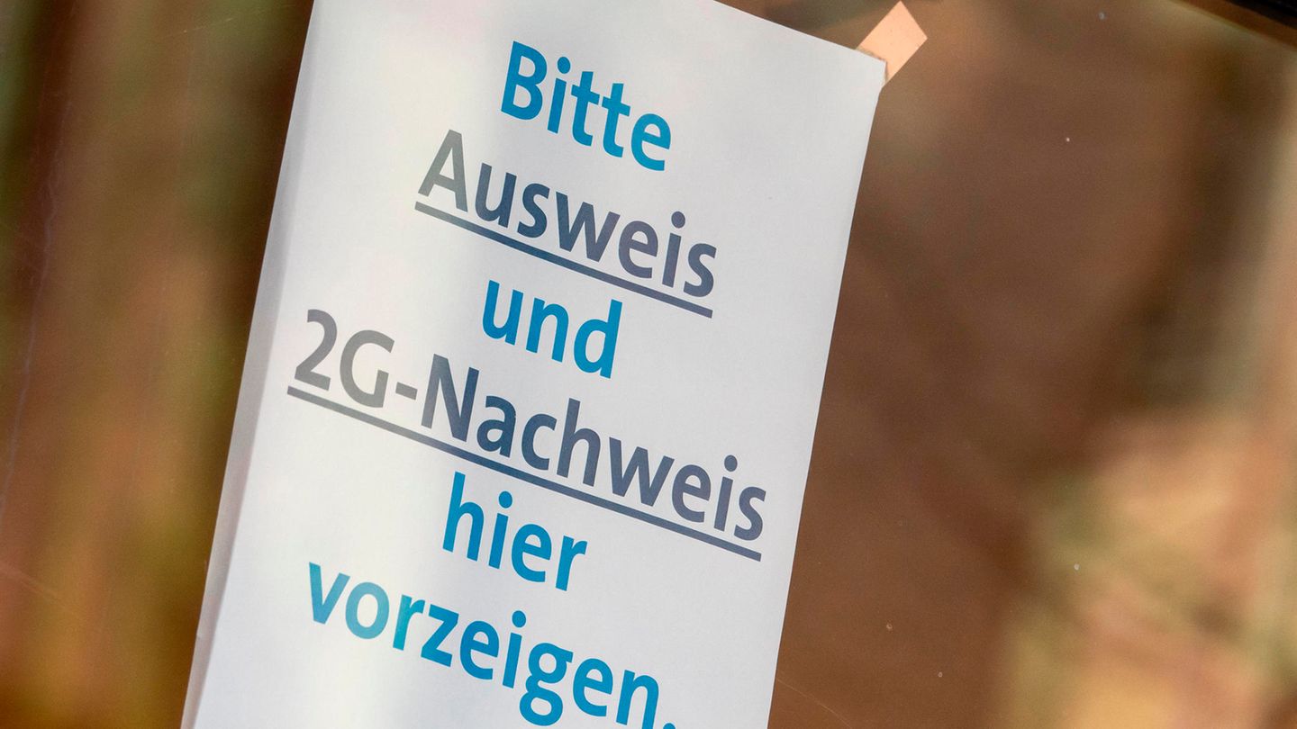 Kampf gegen das Coronavirus: RKI verkürzt den Genesenenstatus von sechs auf drei Monate