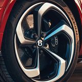 Der Bentley Bentayga S rollt auf 22 Zoll