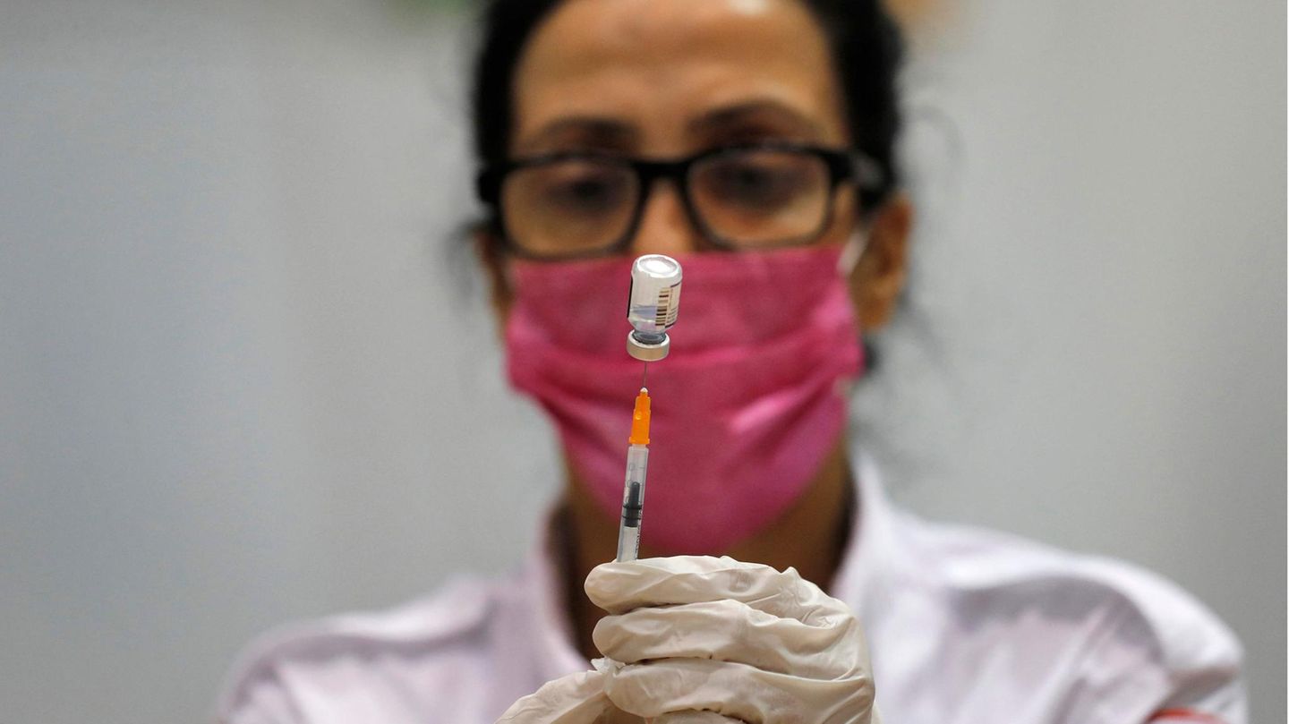 Study: Fourth dose of vaccine hardly increases protection against omicron infection