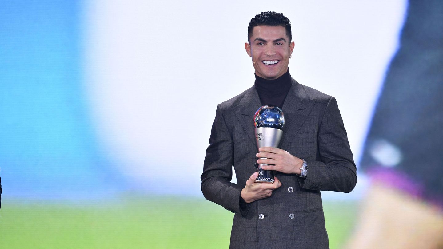 After FIFA honor: Cristiano Ronaldo receives emotional message from Pele