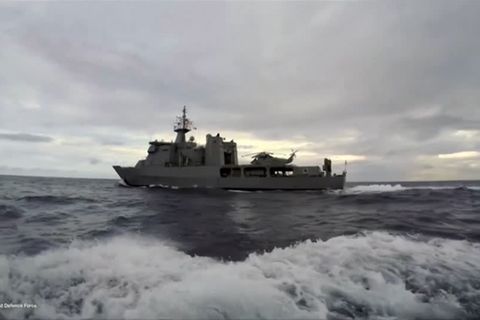 Nach Vulkanausbruch : Marineschiffe mit Hilfe für Tonga auf dem Weg –Ausmaß der Katastrophe noch unklar
