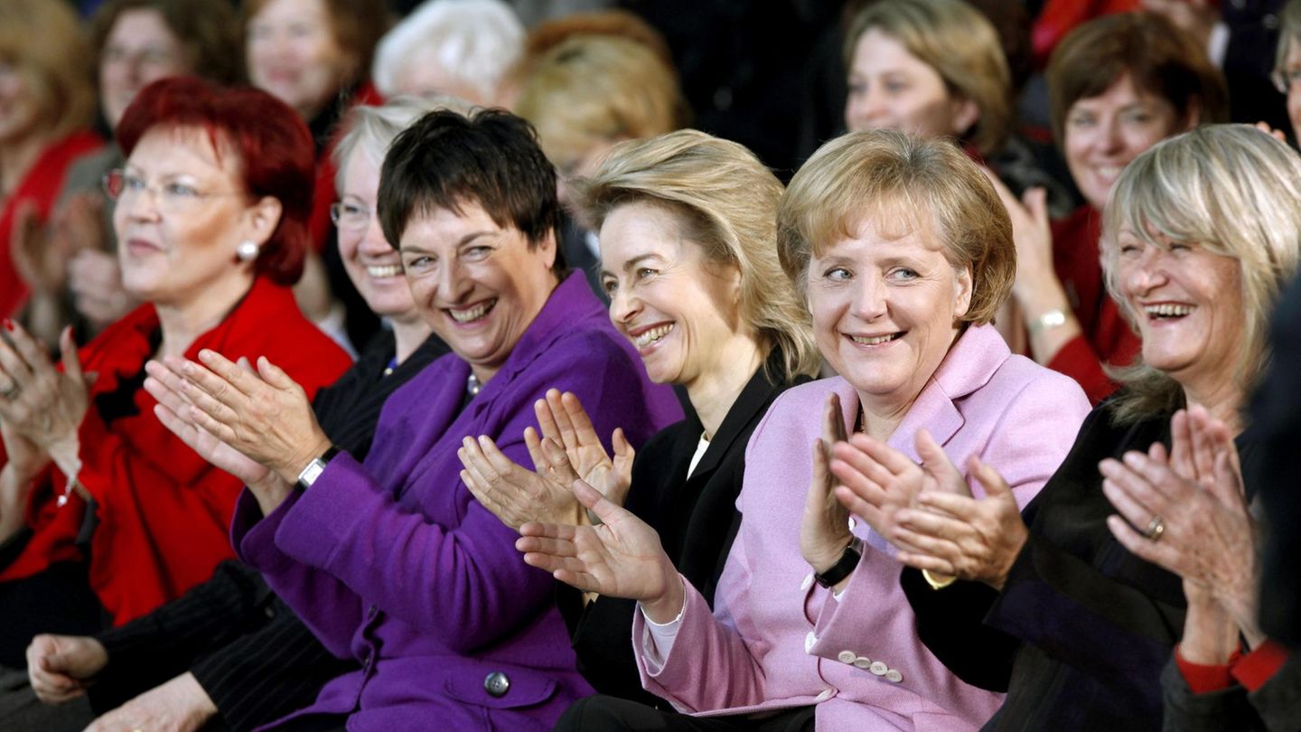 Alice Schwarzer, Angela Merkel, Ursula von der Leyen, Brigitte Zypries, Annette Schavan