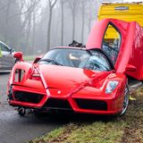 Die Sitze im Auto sind abgedeckt