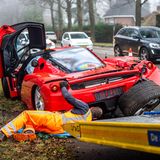Ferrari Enzo wird verladen