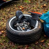 Ein Reifen des Ferrari Enzo.