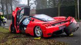Ferrari Enzo Schaden am Heck