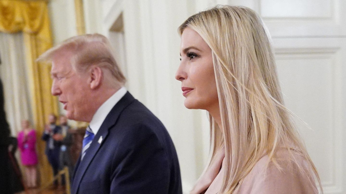 Der frühere US-Präsident Donald Trump und seine Tochter Ivanka Trump