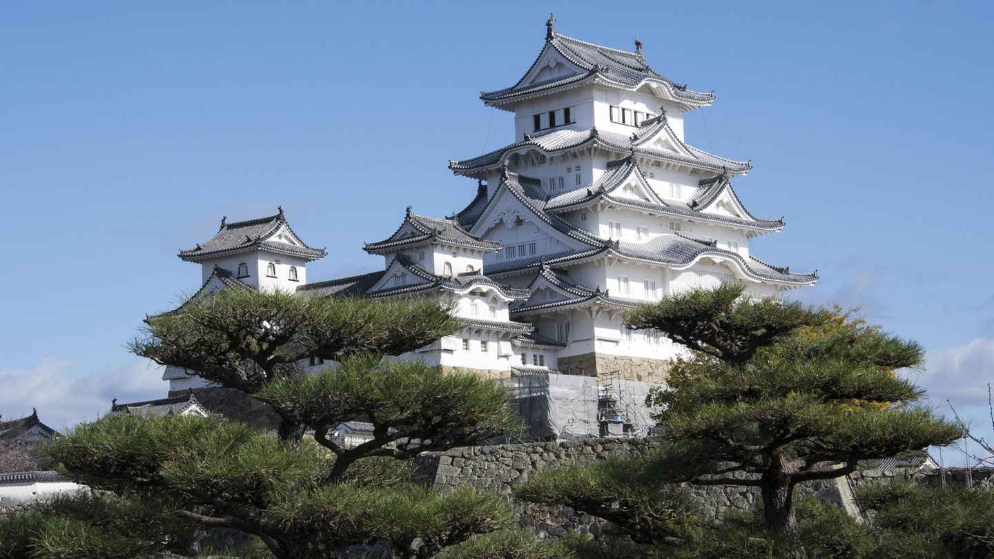 Die Burg Himeji in der Präfektur Hyōgo