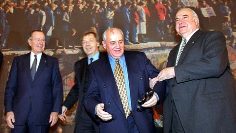 Helmut Kohl Michael Gorbatschow George Bush