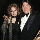 1979 heiratete Meat Loaf Leslie G. Edmonds (Foto), die er erst drei Wochen zuvor in einem Aufnahmestudio kennengelernt hatte. Die Ehe hielt 22 Jahre. Seit 2007 war er mit Deborah Gillespie verheiratet.