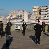 Vetrautes Bild: Gennaro im Kreis seiner Getreuen.