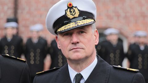 Vizeadmiral Kay-Achim Schönbach ist nach seinen umstrittenen Äußerungen über den Ukraine-Konflikt zurückgetreten