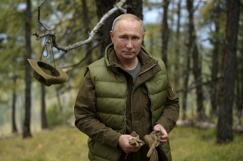 Putin soll eine Marionetten-Regierung vorbereitet haben, sagt die britische Regierung.