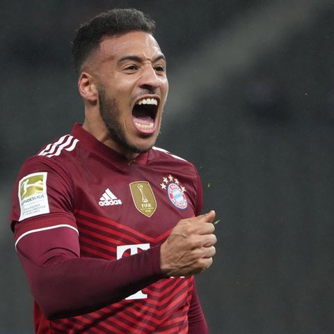Bayerns Corentin Tolisso bejubelt seinen Treffer zum 0:1 gegen Hertha BSC
