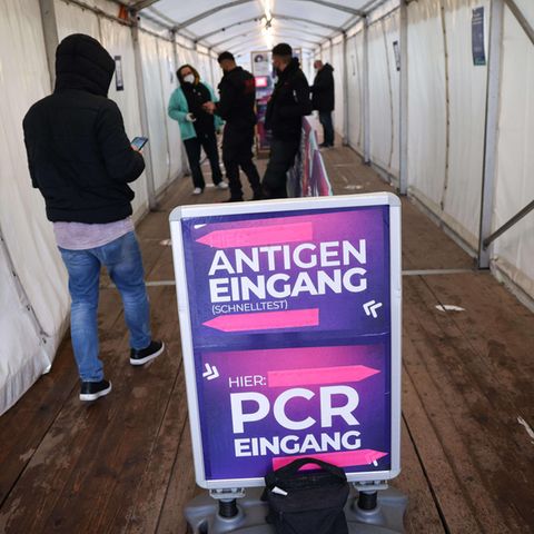 PCR-Tests werden in der Omikron-Welle in Deutschland knapp