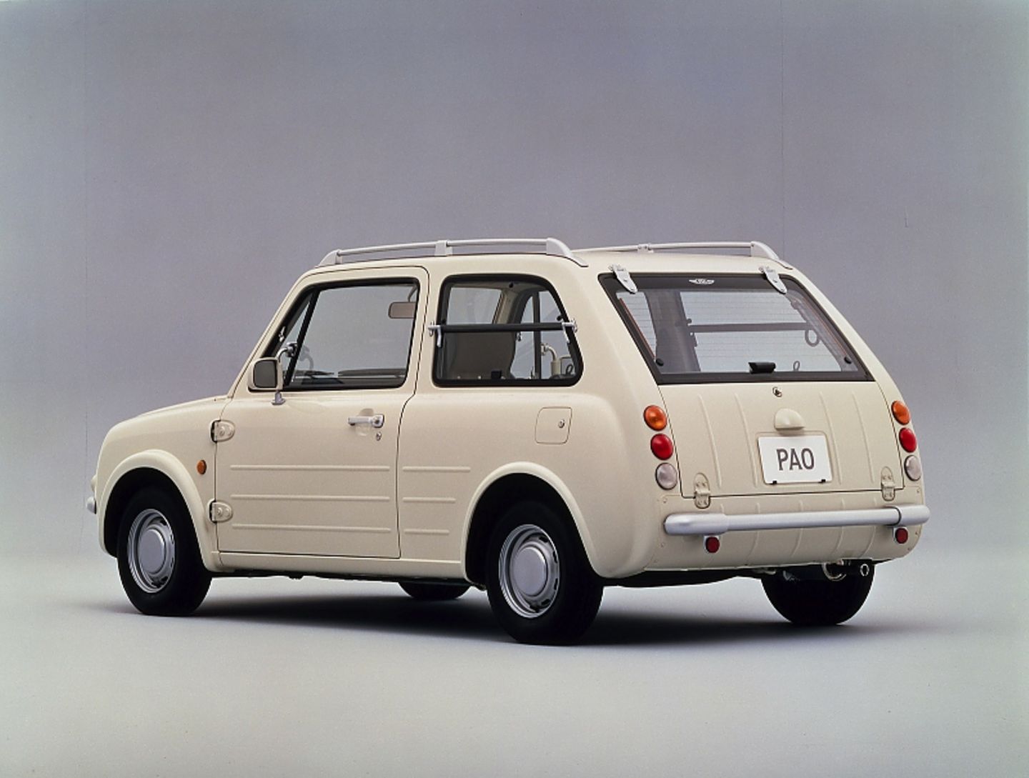 Nissan Pao 1989 / 1990