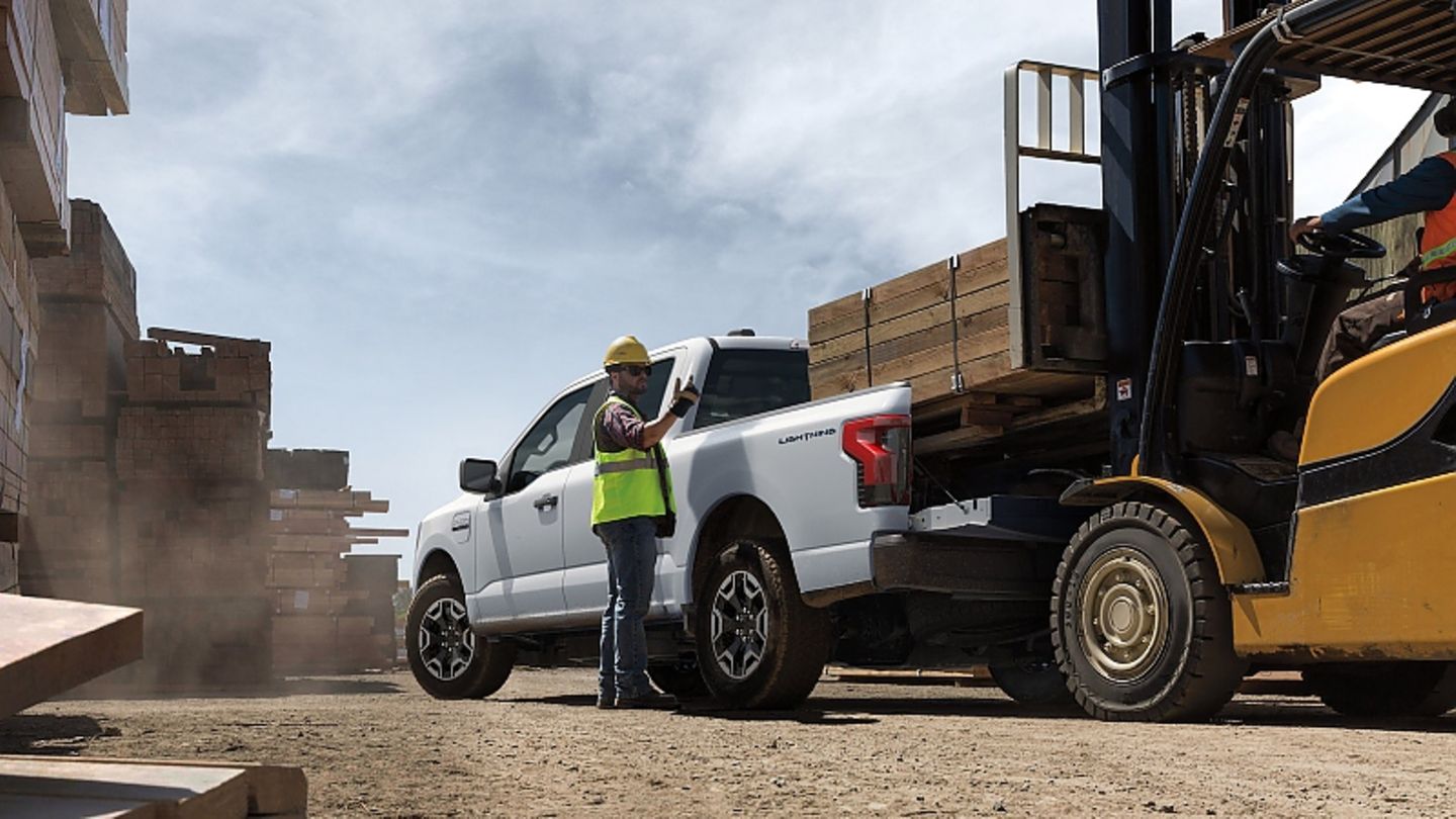 Ford F-150 Lightning