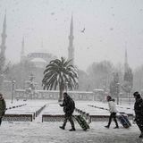 Sultan-Ahmed-Moschee im Schnee
